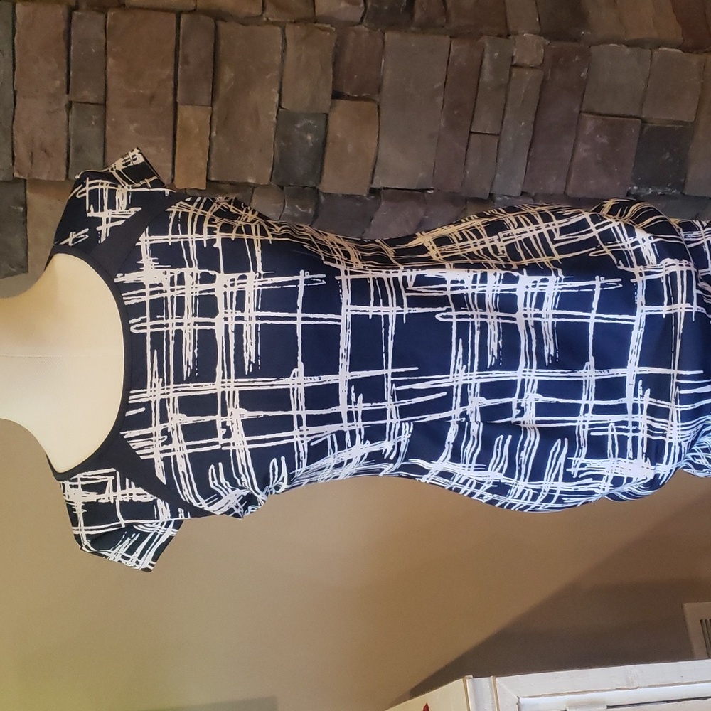 Amazon brand BodyCon blue and white dress size medium